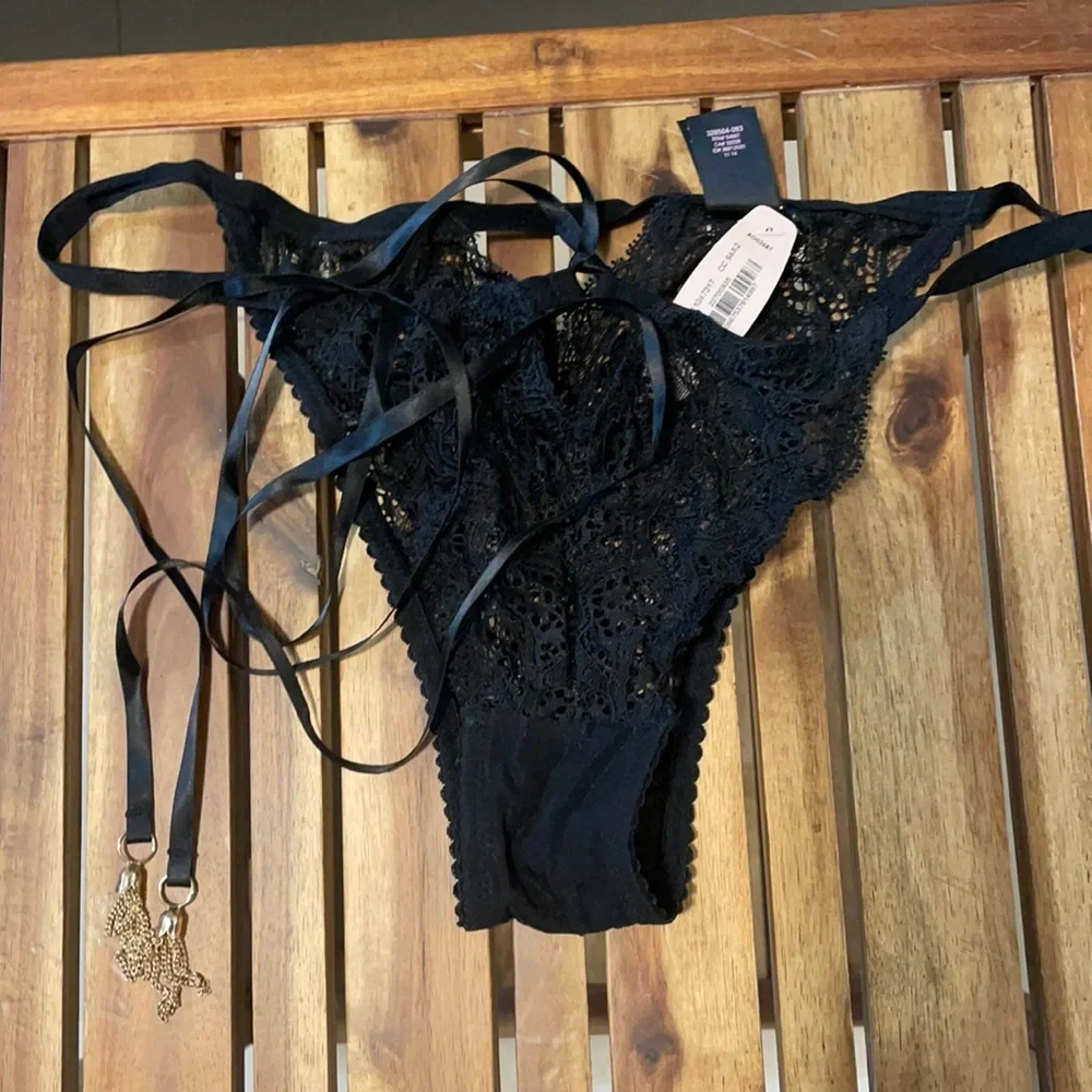 VS Victoria’s Secret Black String Bikini with wrap around ribbon and tassels NWT - Picture 1 of 4